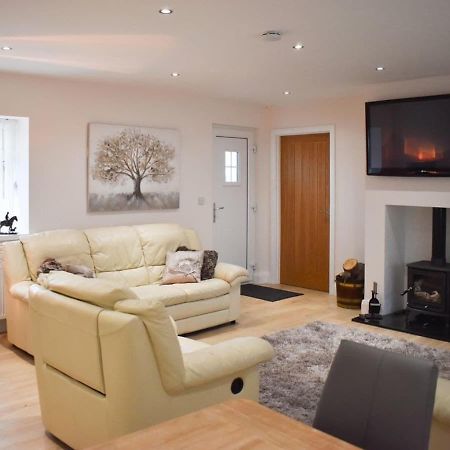 Rose Cottage Captivating 1-Bed Cottage In Bangor Exterior foto